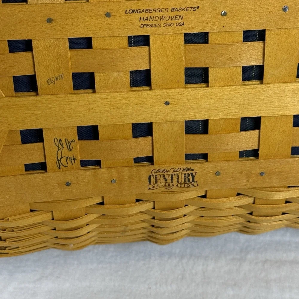 Longaberger 2000 Spring Meadow Basket Collectors Club Liner Protector Tie On